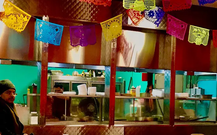 Azteca Grocery Picture 9