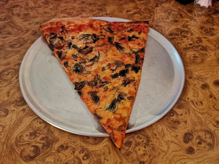 Primo's Pizza Picture 4