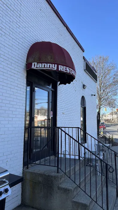 Danny’s Restaurant Picture 3