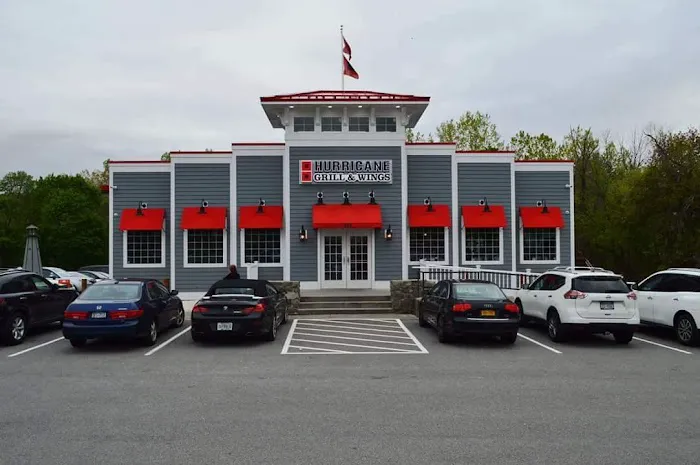 Hurricane Grill & Wings-Newburgh Picture 7