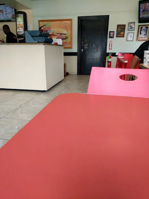 Planet Wings Picture 7