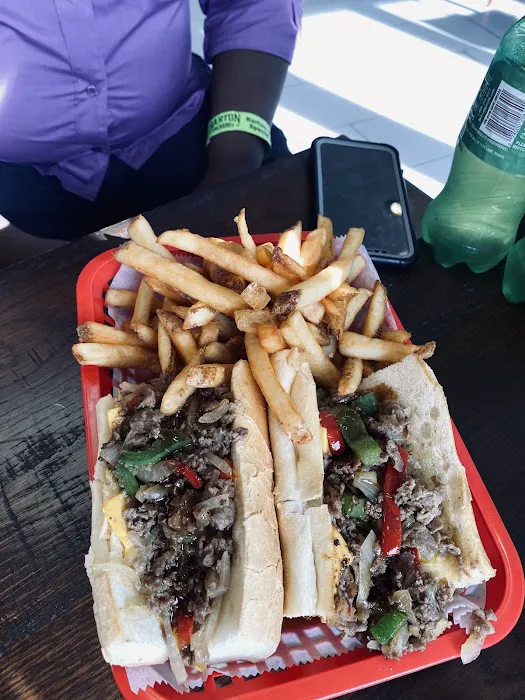 Planet Wings Picture 2