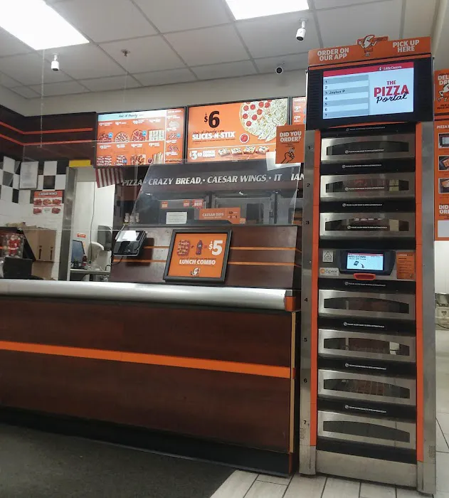 Little Caesars Pizza Picture 6