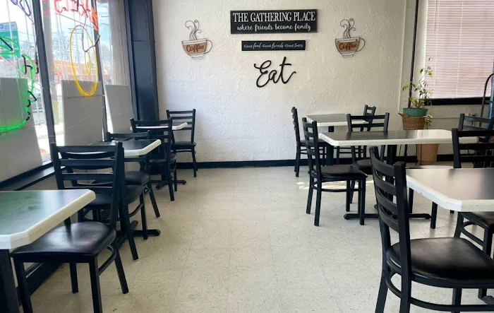 Lionel's Famous Deli Picture 3