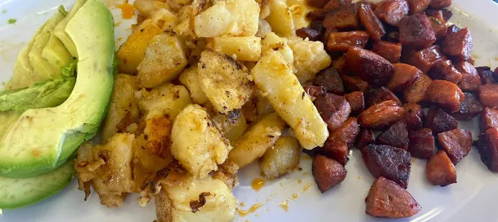 Lionel's Famous Deli Picture 7