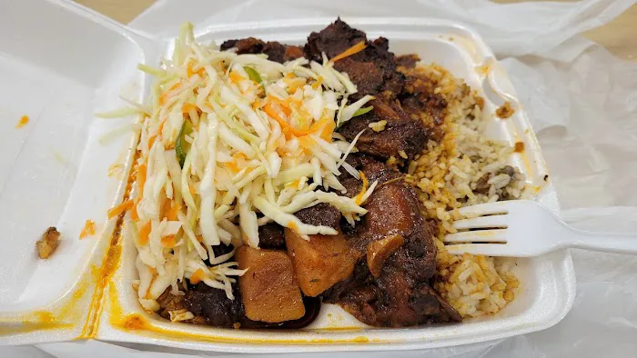 Hummingbird Jerk Center Picture 1