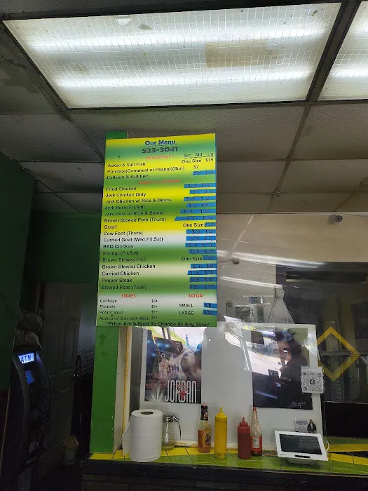 Hummingbird Jerk Center Picture 4