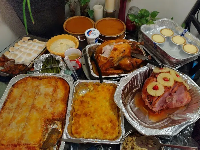 Eddy's Jerk Center Picture 7