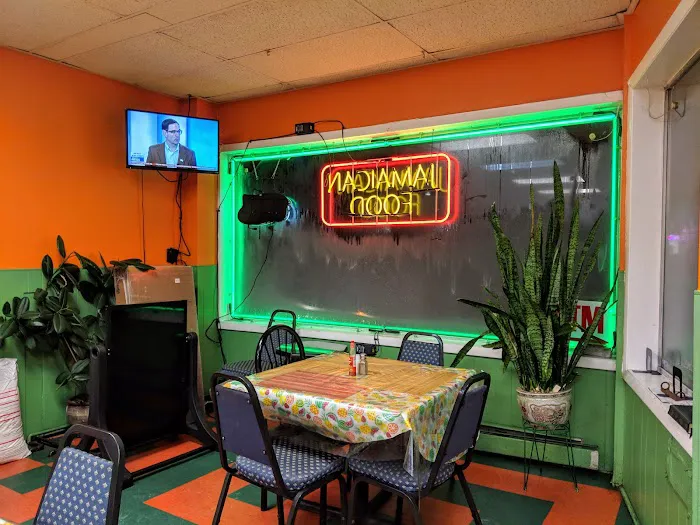 Eddy's Jerk Center Picture 1