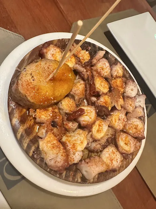 VIVO Tapas KITCHEN • LOUNGE Picture 5