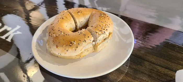 The Newark Standard Restaurant • Bar • Café Picture 1