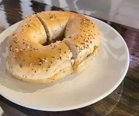 The Newark Standard Restaurant • Bar • Café