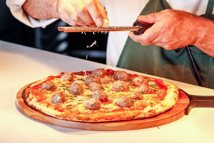 The Newark Standard Restaurant • Bar • Café Picture 4