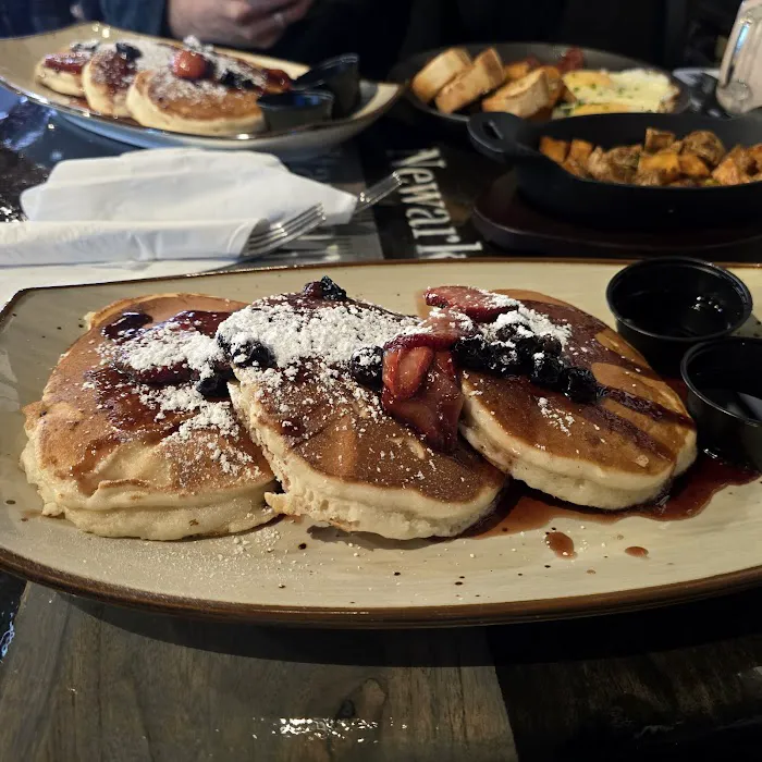 The Newark Standard Restaurant • Bar • Café Picture 9