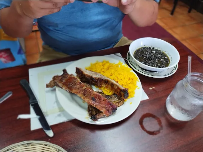 South Barbeque Restaurant Picture 3