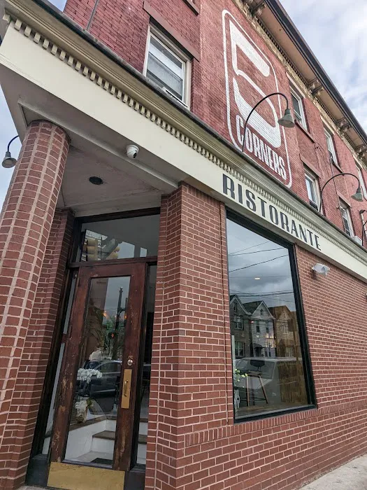 Five Corners Ristorante Picture 9