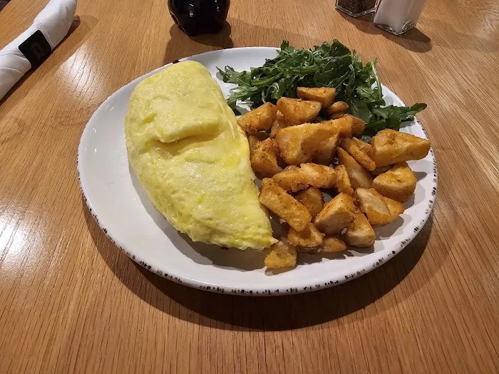 The Bistro - Eat. Drink. Connect.® Picture 7