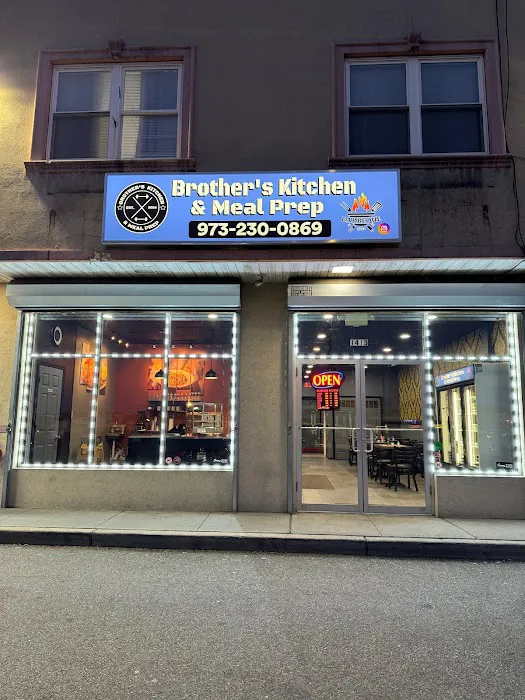 Brother's Kitchen and Meal Prep Picture 8