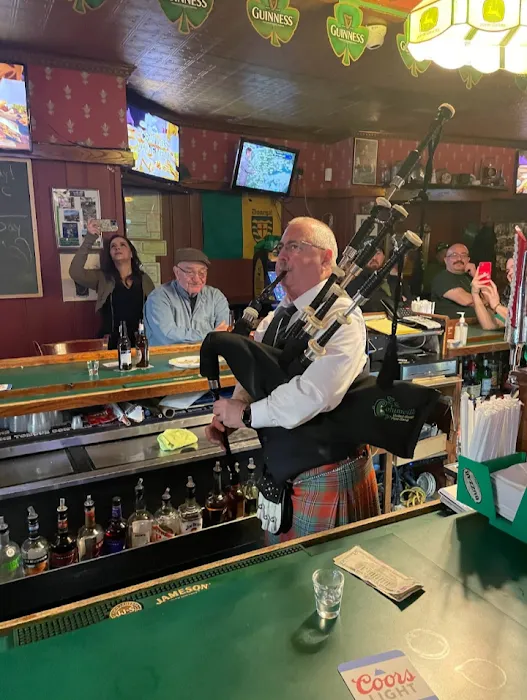 Donegal Saloon Picture 5