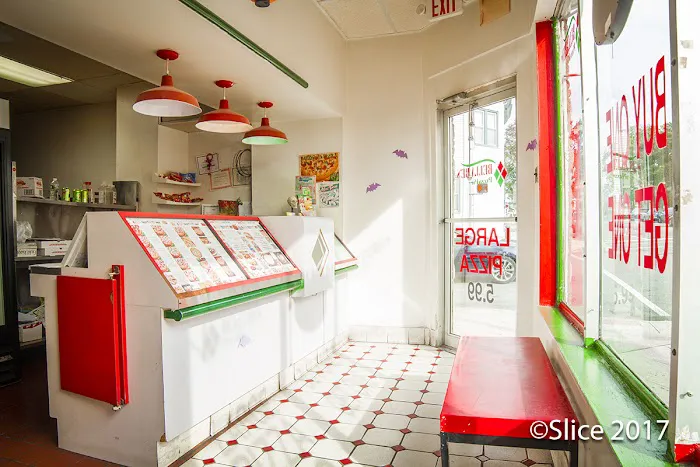 Bella Re's Pizza Picture 2