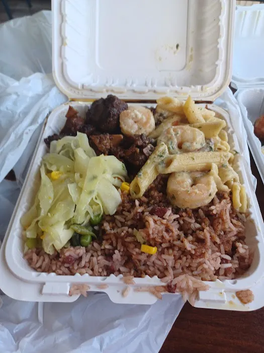 MacKariba Kitchen Picture 1