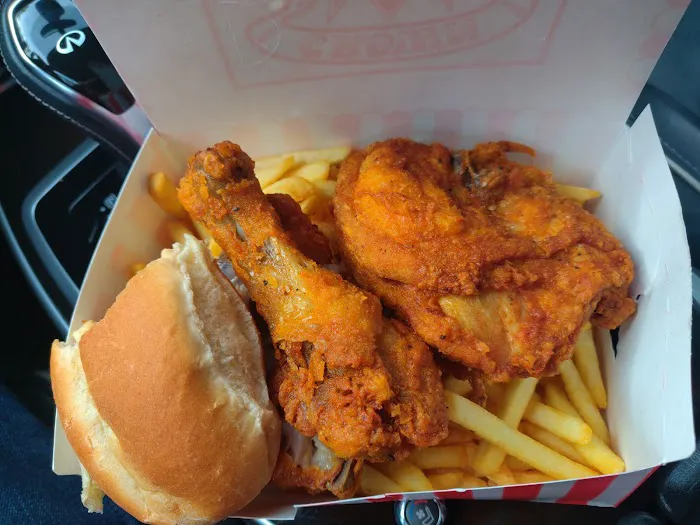 Crown Fried Chicken & Pizza Picture 1