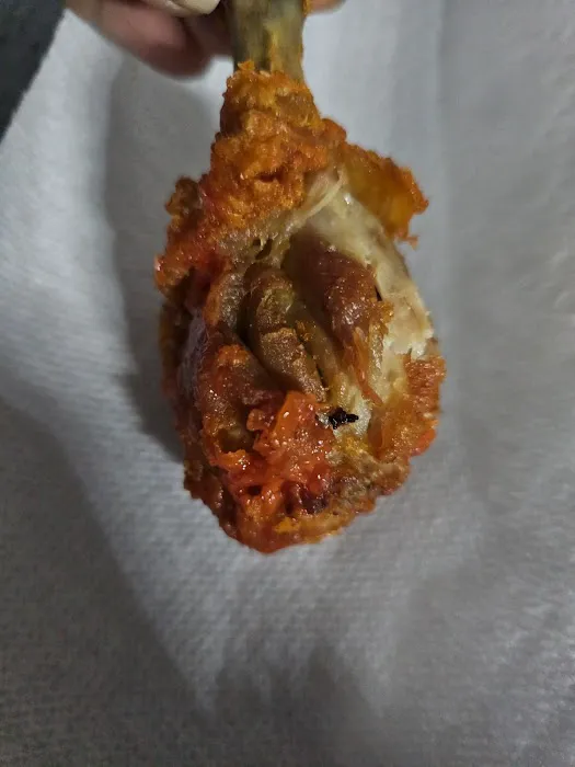 Crown Fried Chicken & Pizza Picture 2