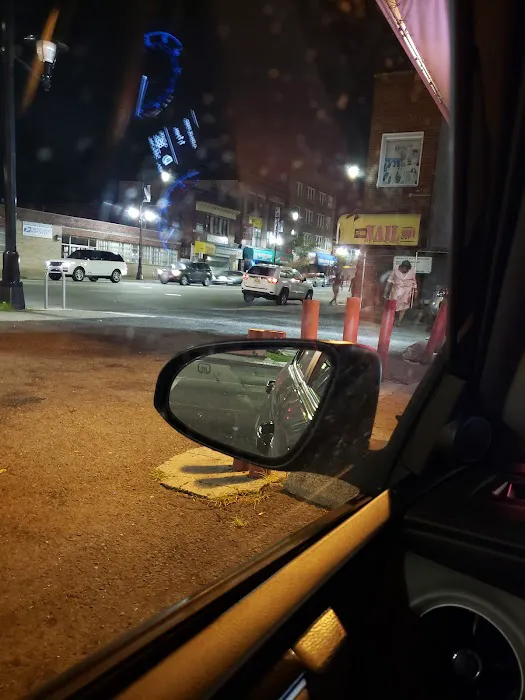 Crown Fried Chicken & Pizza Picture 10