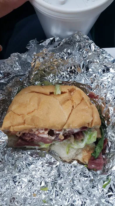 Crown Fried Chicken & Pizza Picture 8