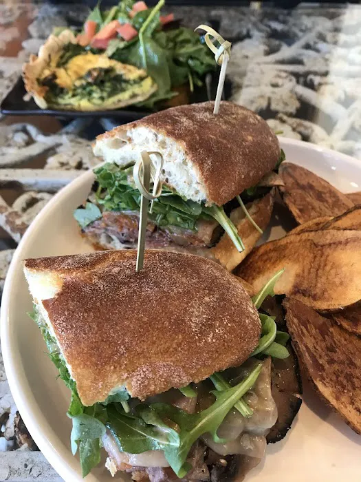 True Salvage Cafe Picture 5