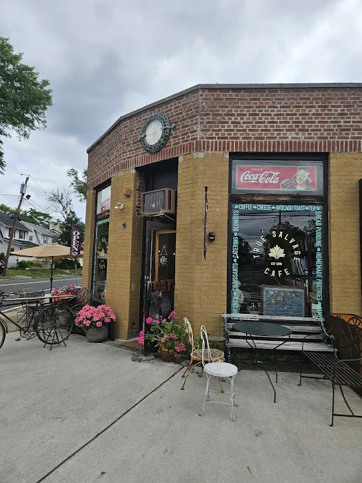 True Salvage Cafe Picture 6