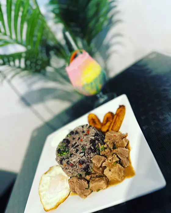 Antojitos Bar & Restaurant Picture 9