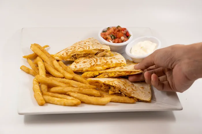 Antojitos Bar & Restaurant Picture 1