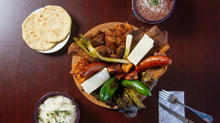 Restaurant La Pupusa Loca Picture 4