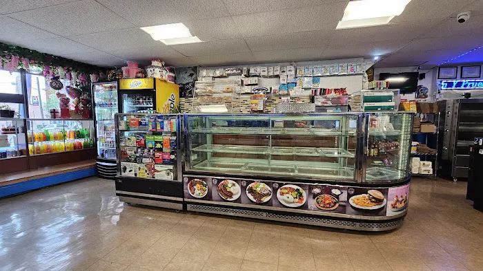 Restaurant La Pupusa Loca Picture 6