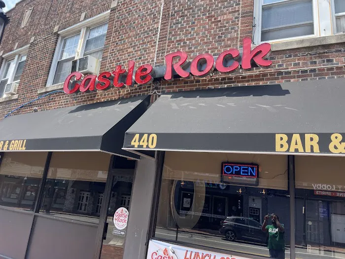 Castle Rock Bar and Grill Picture 10