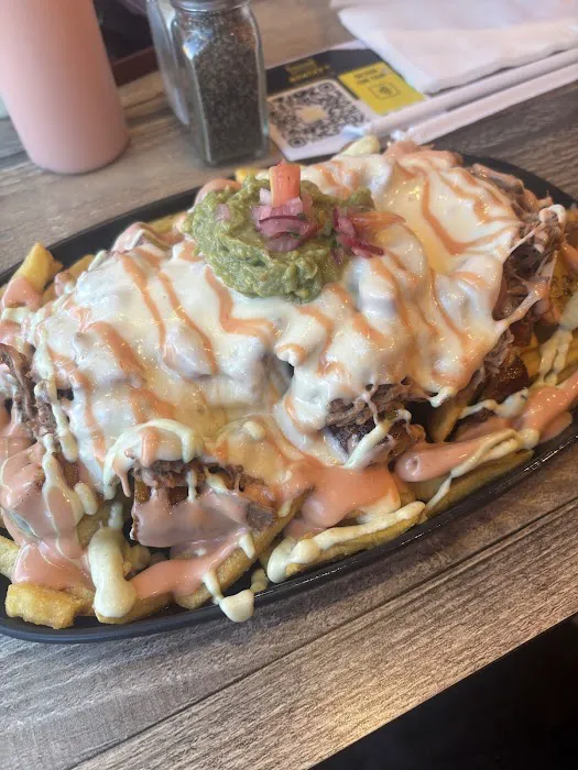 Monchy's FastFood (Elizabeth) Picture 10