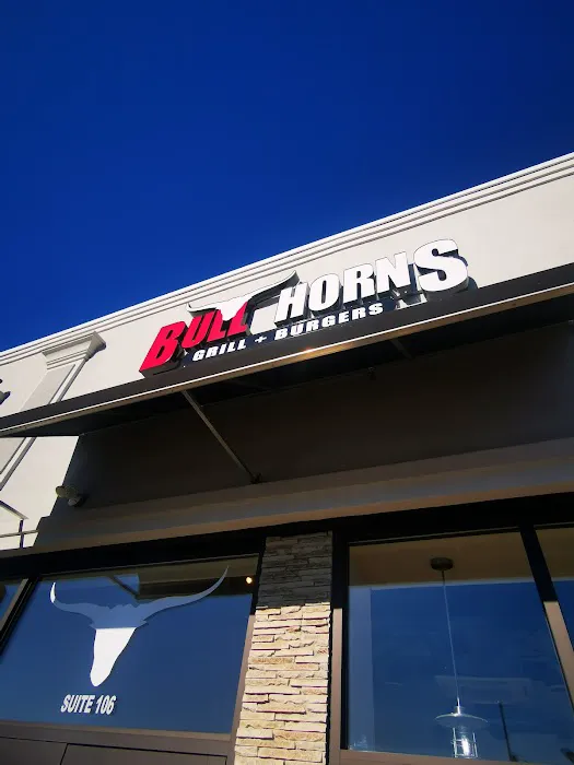 Bullhorns Burger Grill Picture 4