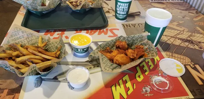 Wingstop Picture 4