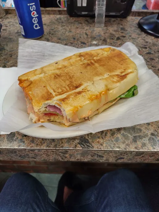 El RinconcitoColombian Restaurante Cafeteria Picture 10