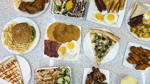 Halal Fried Chicken & Burger Picture 1