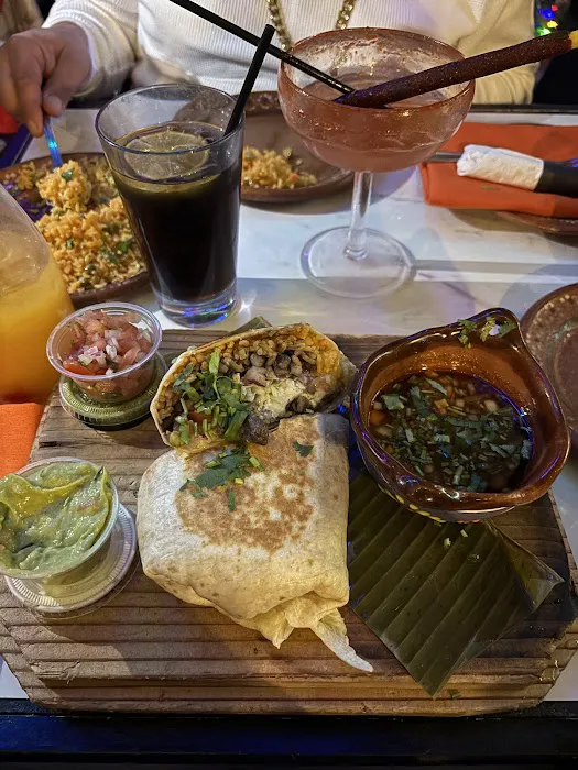 La Llorona Street Mexican Kitchen & Tequila Lounge Picture 9