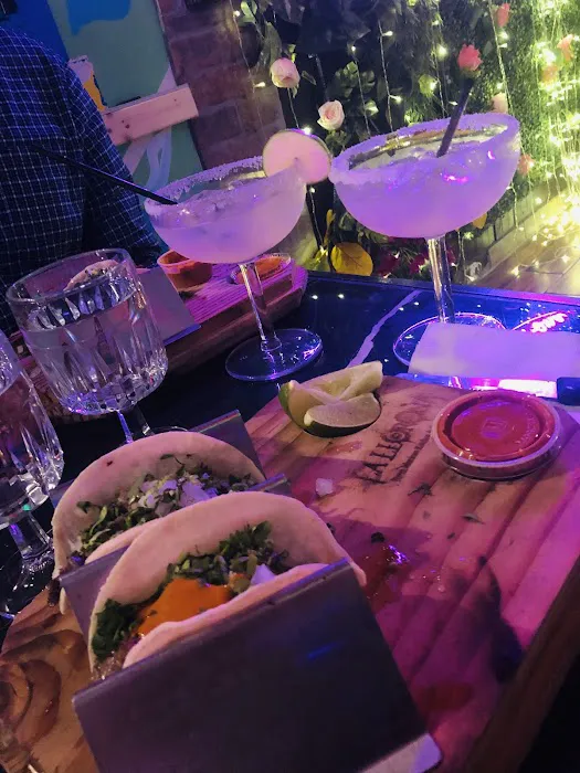 La Llorona Street Mexican Kitchen & Tequila Lounge Picture 7