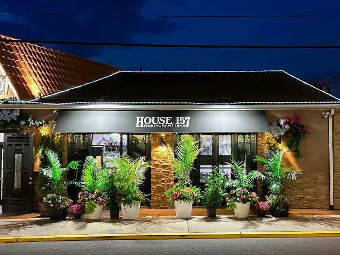 House 157 Restaurant Picture 1