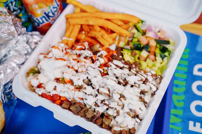 Hamza & Madina Halal Food Picture 9