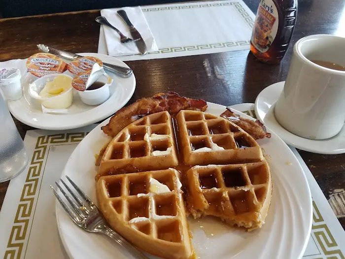 Dons Diner Picture 5