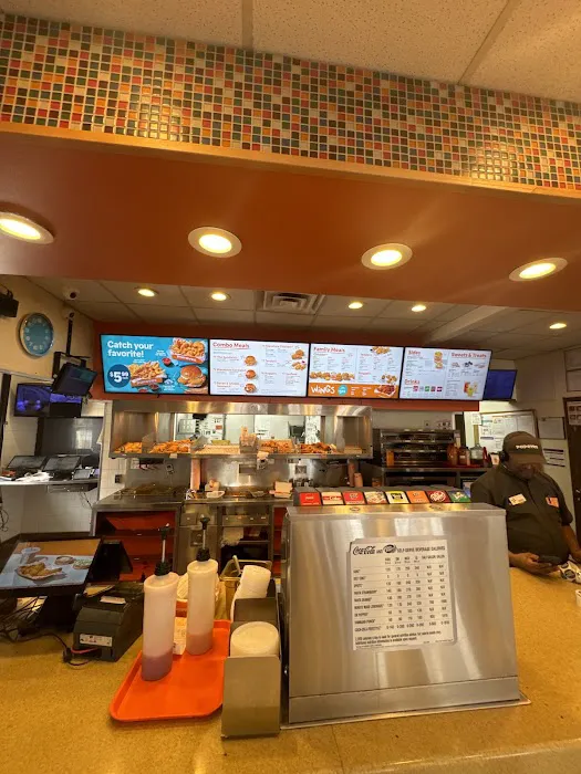 Popeyes Louisiana Kitchen Picture 2