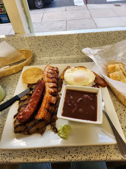 Sabor Colombiano Bakery & Restaurant Picture 1