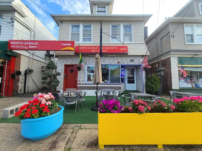 Dreams Restaurant American Ecuadorian & Colombian Food Picture 10