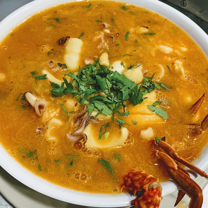 Huguito's Restaurant and Bar Picture 9